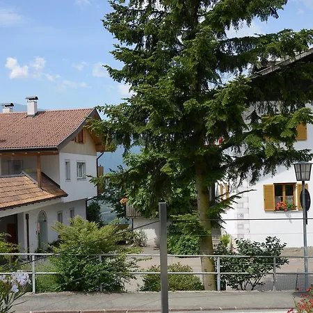 Kampflhof * Schenna